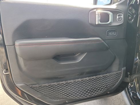 Used 2020 Jeep Wrangler Unlimited Rubicon image 15