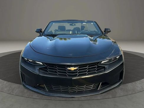 Used 2019 Chevrolet Camaro LT RWD image 2