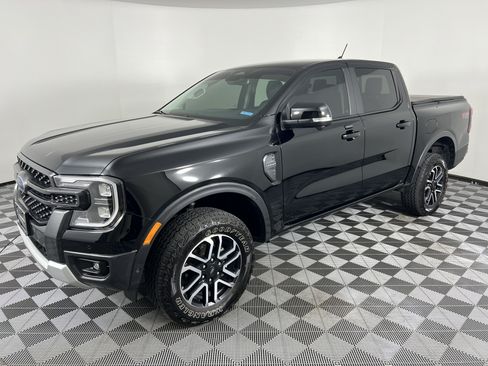 Used 2024 Ford Ranger Lariat w/ FX4 Off-Road Package AWD/4WD image 8