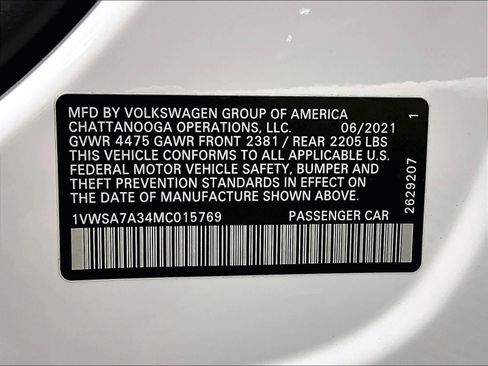 Used 2021 Volkswagen Passat 2.0T SE w/ Luggage Net & Mats Package image 28