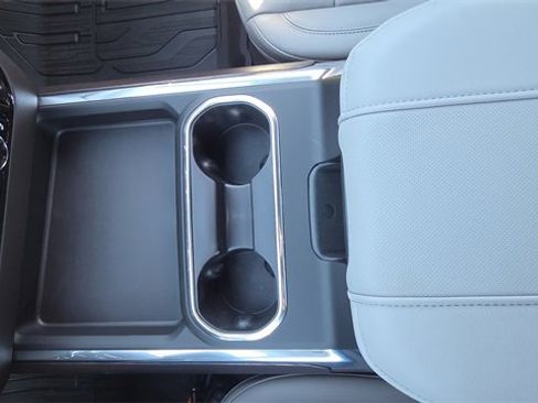 New 2026 GMC Sierra 2500 SLT w/ SLT Premium Package image 42