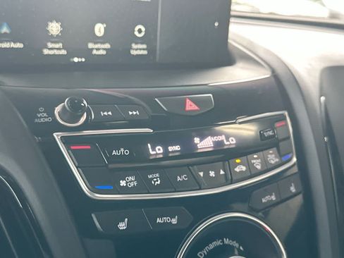 Used 2025 Acura RDX SH-AWD image 20