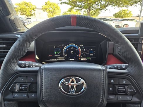 Used 2025 Toyota Sequoia TRD Pro AWD/4WD image 11