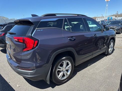 Used 2019 GMC Terrain SLE w/ Driver Convenience Package AWD/4WD image 3