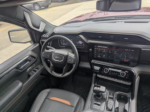 Used 2025 GMC Sierra 1500 AT4 w/ AT4 Premium Package image 34