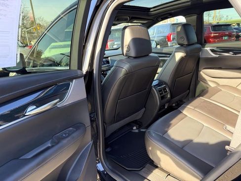 Certified 2025 Cadillac XT5 Premium Luxury w/ Technology Package image 10