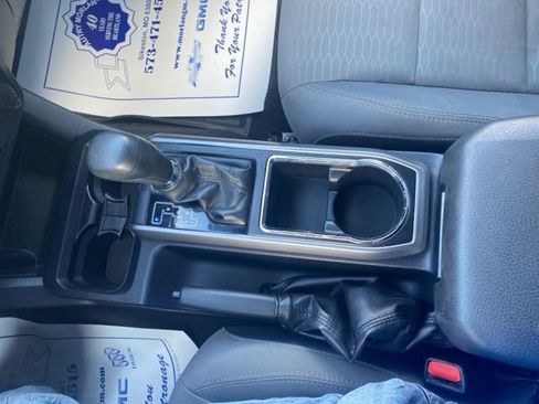 Used 2018 Toyota Tacoma SR5 image 24