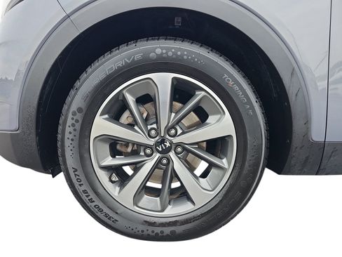 Used 2020 Kia Sorento FWD V6 image 27