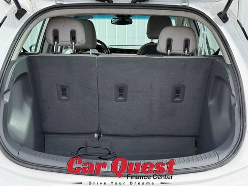 Used 2018 Chevrolet Bolt LT image 12