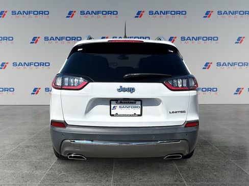 Used 2019 Jeep Cherokee Limited w/ Luxury Group FWD image 4