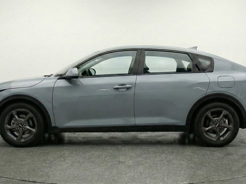 Used 2025 Kia K4 LXS FWD image 5