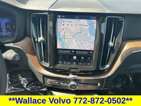 Used 2023 Volvo XC60 B5 Plus w/ Climate Package AWD/4WD image 20