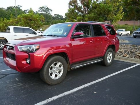 Used 2024 Toyota 4Runner SR5 Premium w/ Moonroof Package RWD image 6