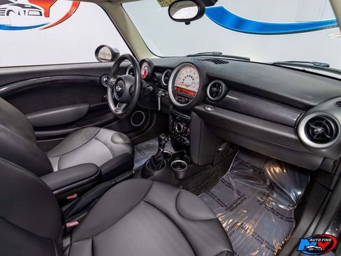Used 2014 MINI Cooper Clubman S image 21