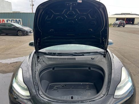 Used 2020 Tesla Model 3 Performance AWD/4WD image 31