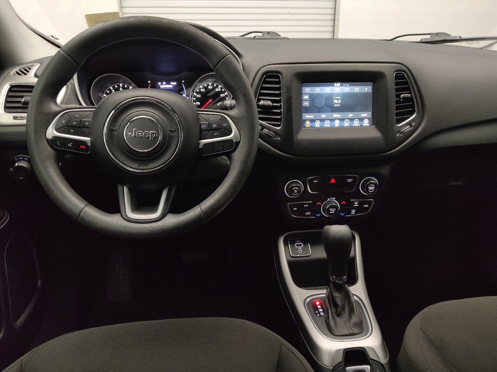 Used 2020 Jeep Compass Sport FWD image 22
