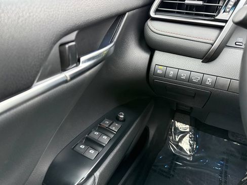 Used 2020 Toyota Camry XLE w/ Driver Assist Package FWD image 28