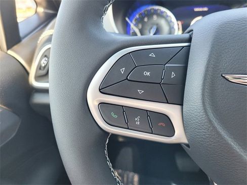 New 2026 Chrysler Pacifica Limited w/ Trailer Tow Group image 31