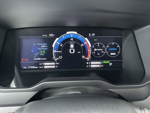 Used 2024 Toyota Tundra Platinum AWD/4WD image 15