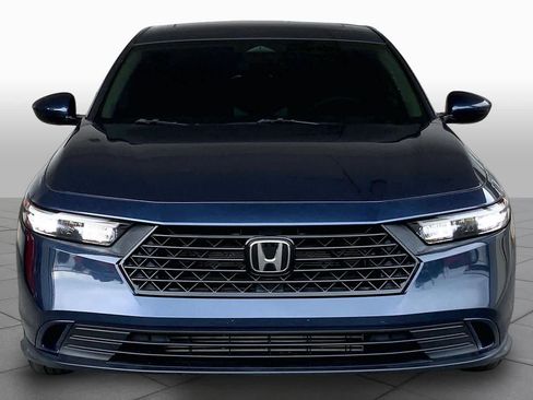 Used 2023 Honda Accord EX image 4