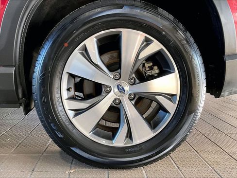 Used 2025 Subaru Ascent Premium AWD/4WD image 34