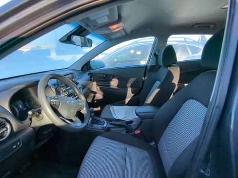 Used 2021 Hyundai Kona SE w/ Cargo Package FWD image 6