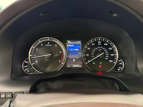 Used 2016 Lexus ES 350 w/ Luxury Package w/Wood Trim FWD image 15