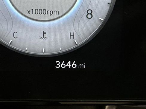 Used 2024 Hyundai Elantra SEL w/ Convenience Package image 6