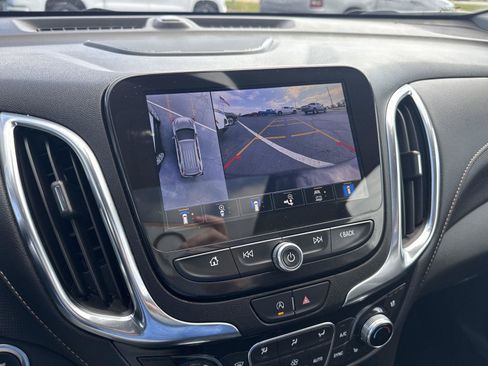 Used 2024 Chevrolet Equinox Premier AWD/4WD image 24