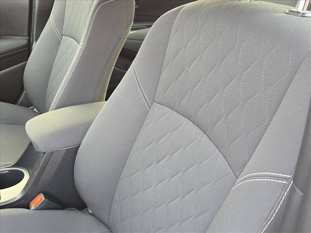 Used 2025 Toyota Corolla LE FWD image 16