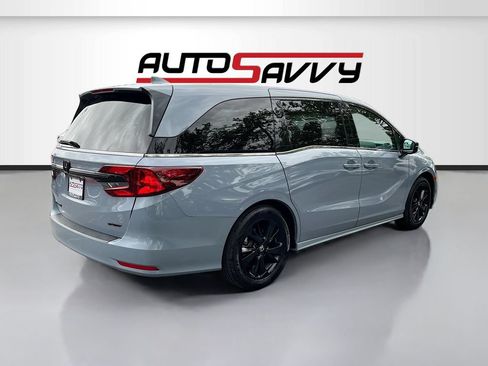 Used 2023 Honda Odyssey Sport image 7