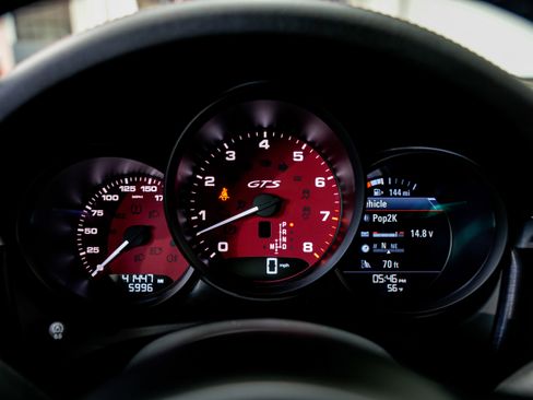 Used 2021 Porsche Macan GTS image 11