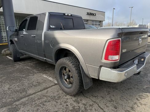 Used 2018 RAM 3500 Laramie image 3