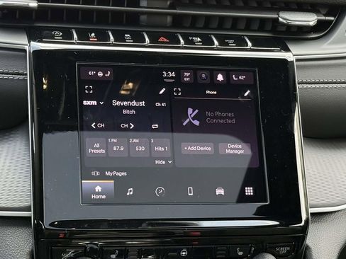 New 2025 Jeep Grand Cherokee Altitude w/ Trailer Tow Package AWD/4WD image 4
