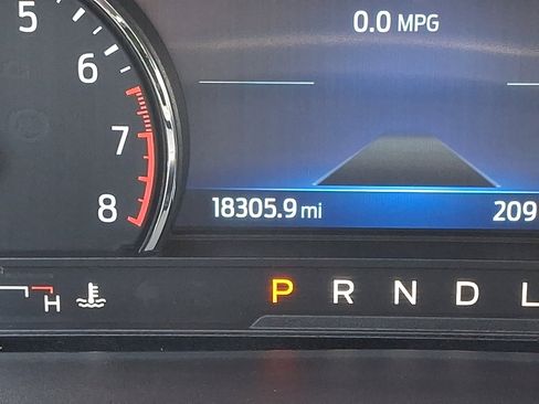 Certified 2023 Ford Explorer XLT w/ Equipment Group 202A AWD/4WD image 23