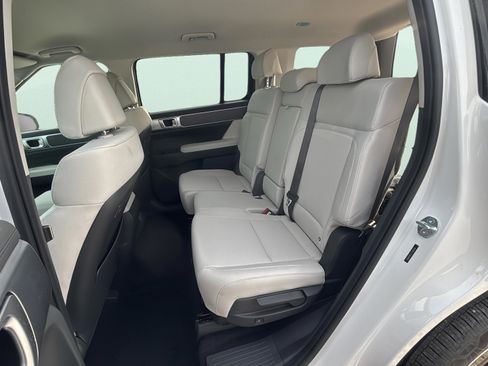 New 2026 Hyundai Santa Fe SE FWD image 19
