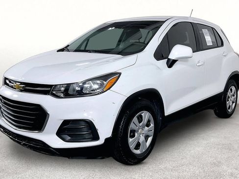 Used 2017 Chevrolet Trax LS FWD image 14