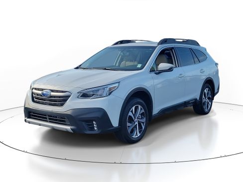 Certified 2022 Subaru Outback Limited w/ Popular Package #2 image 2