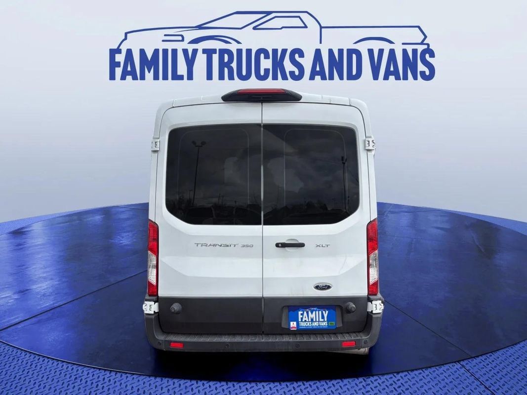 Used 2020 Ford Transit 350 XLT RWD image 4