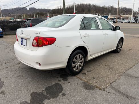 Used 2010 Toyota Corolla Base 4-Speed AT image 5