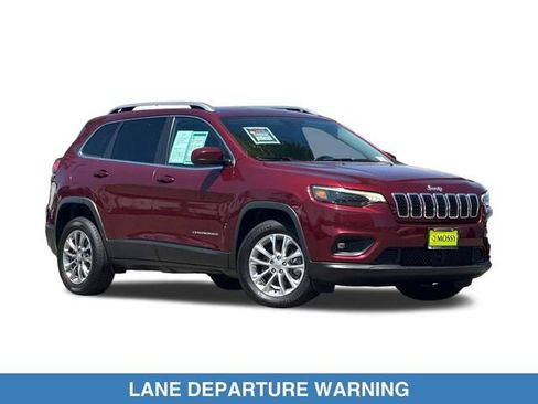 Used 2021 Jeep Cherokee Latitude Lux w/ Comfort/Convenience Group FWD image 2