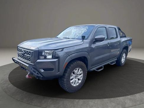 Used 2022 Nissan Frontier SV AWD/4WD image 1