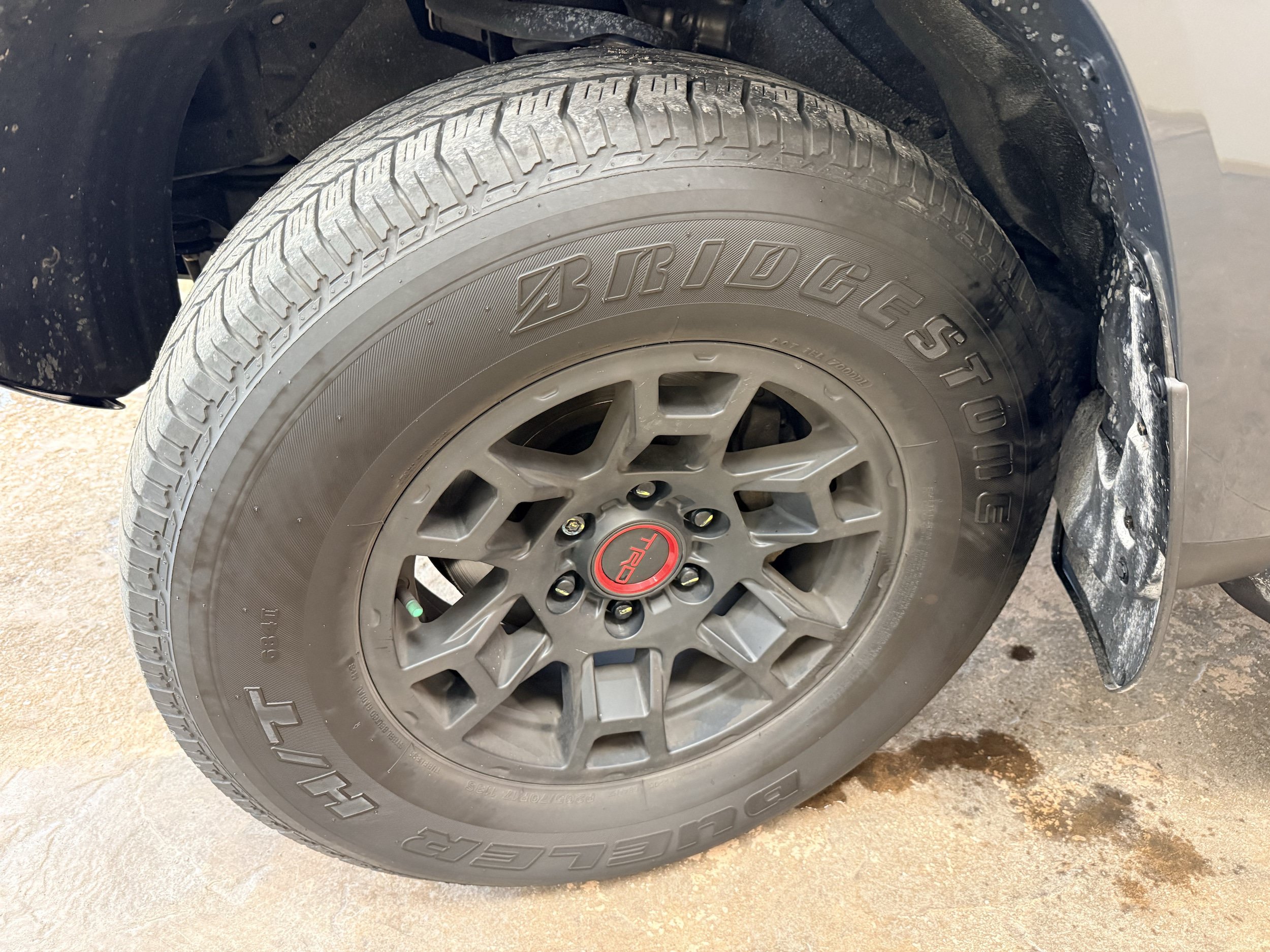 Used 2024 Toyota 4Runner TRD Off-Road Premium w/ TRD Black Wheel Package (TMS) AWD/4WD image 4
