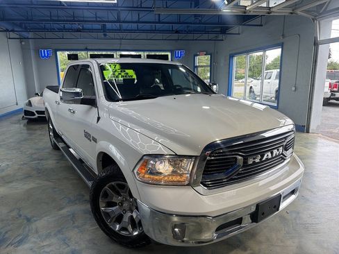 Used 2017 RAM 1500 Limited AWD/4WD image 4