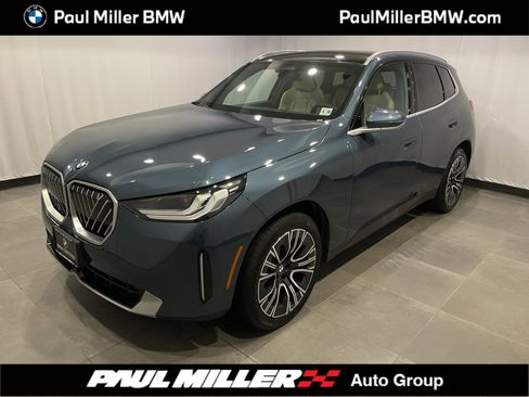 Certified 2025 BMW X3 xDrive30i w/ Convenience Package image 1