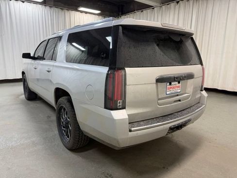 Used 2015 GMC Yukon XL Denali w/ Touring Package AWD/4WD image 8