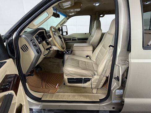 Used 2008 Ford F250 Lariat image 8