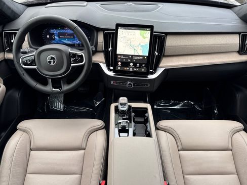 New 2026 Volvo XC90 T8 Ultra w/ Lounge Package AWD/4WD image 3