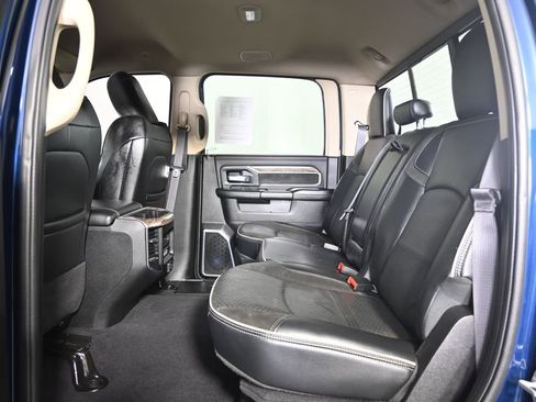 Used 2021 RAM 2500 Laramie AWD/4WD image 17