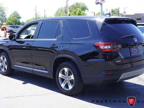 Used 2025 Honda Pilot EX-L image 18
